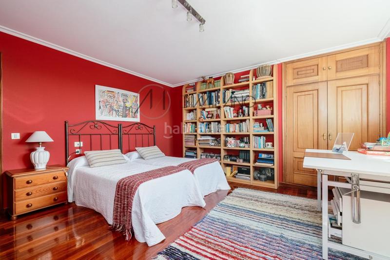 Foto 6dcf7d5f-e753-4957-9f31-ff42e8bc977e. Chalet avec chauffage parking dans Sardoma - Castrelos Vigo