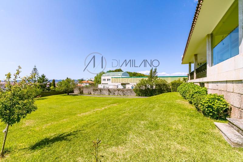 Foto ac064c39-1dc0-4ef6-b999-af98fb8390a4. Chalet avec chauffage parking dans Sardoma - Castrelos Vigo