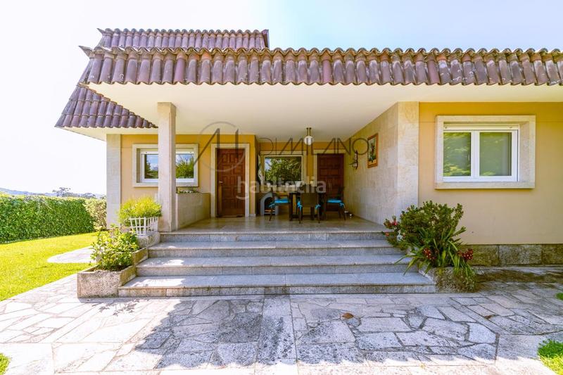 Foto b5d87396-03a8-4ca1-9f53-a017e5a0fe6f. Chalet en Sardoma - Castrelos Vigo