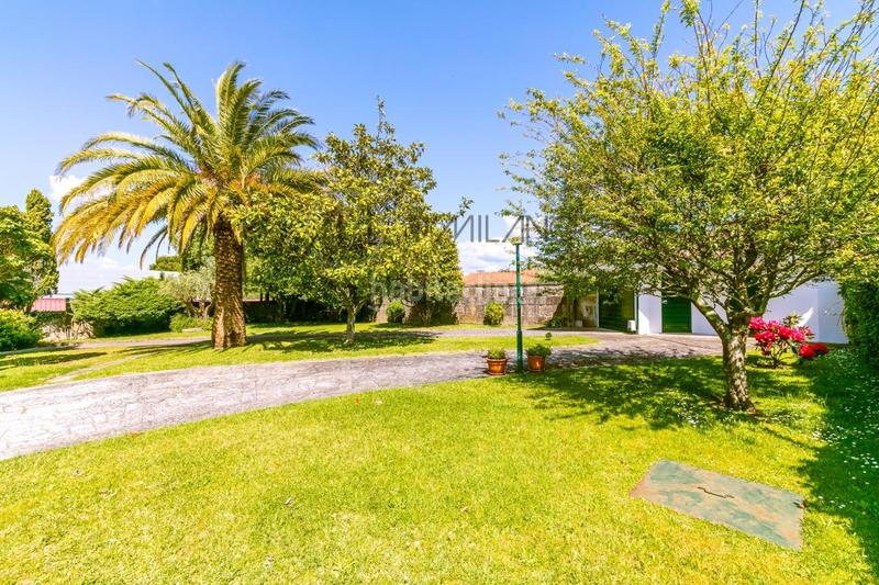 Foto 029792d8-4cd9-4aff-b229-6ddfba2ebb13. Chalet con riscaldamento parcheggio in Sardoma - Castrelos Vigo