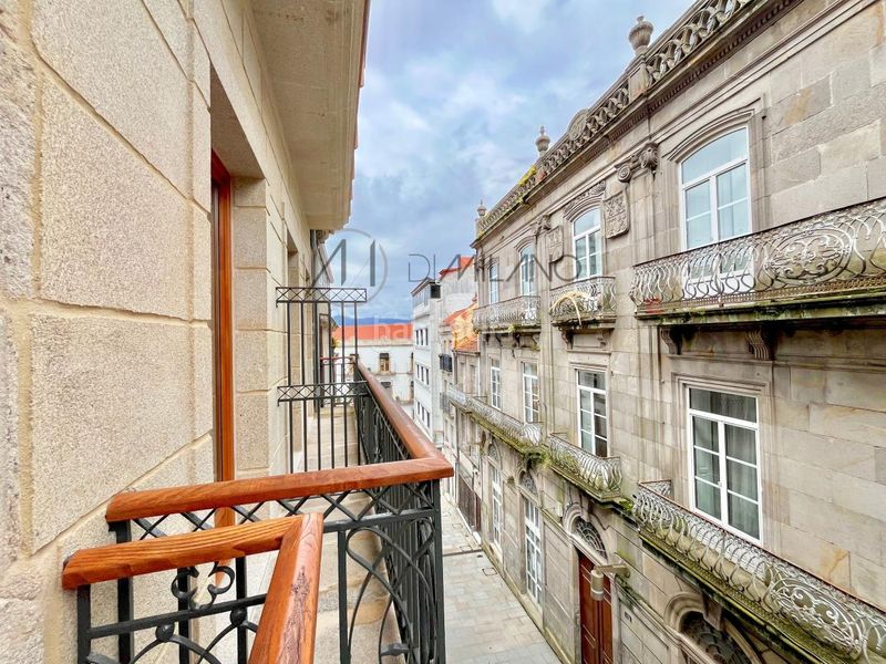 Foto e3cf465c-374b-4ab6-bdb7-033a88d4fee7. Rent studio with heating in Casco Vello Vigo