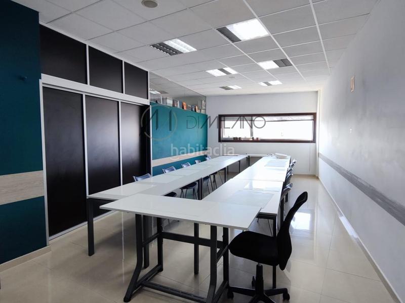 Foto c3320936-3c1c-4285-8c56-c3b156fdf07e. Business premise in Valadares - Beade Vigo