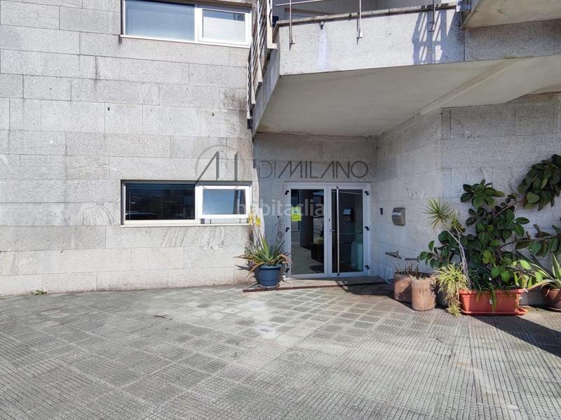 Foto 22f67738-eede-4aad-806b-47e8b53825fa. Local comercial en Valadares - Beade Vigo