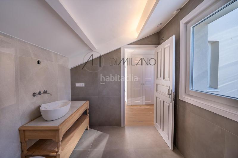 Foto dadaf53a-5ad1-4cef-8bed-9096bbd70ec8. Attique avec chauffage dans Centro - Areal Vigo