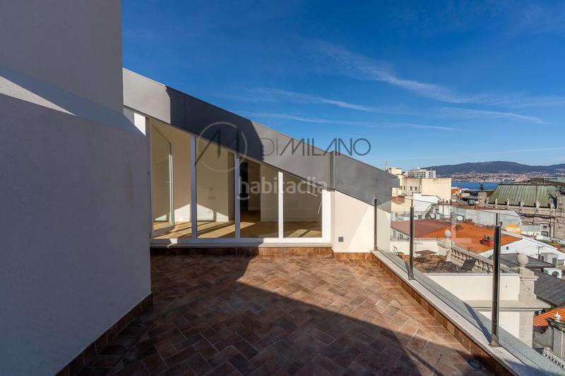Foto 29056e45-2cda-426d-b1dd-3c5fa5ed72f6. Penthouse with heating in Centro - Areal Vigo