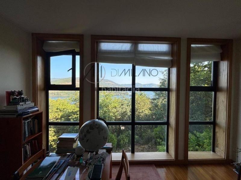 Foto ce3d9f2f-db22-483e-b956-b09bb45b5768. Casa amb calefacció aparcament a Redondela