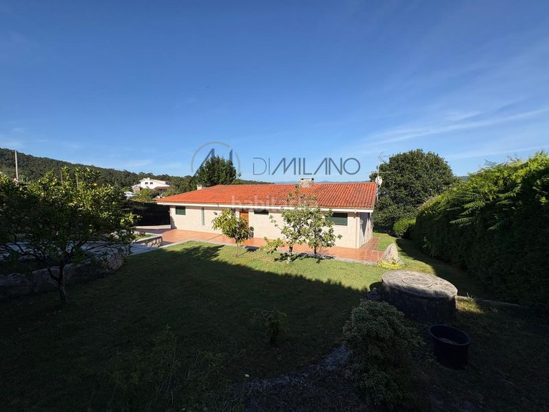 Foto 67141290-b10d-4890-83ca-88a63daca195. Casa con riscaldamento parcheggio piscina in Combarro Poio