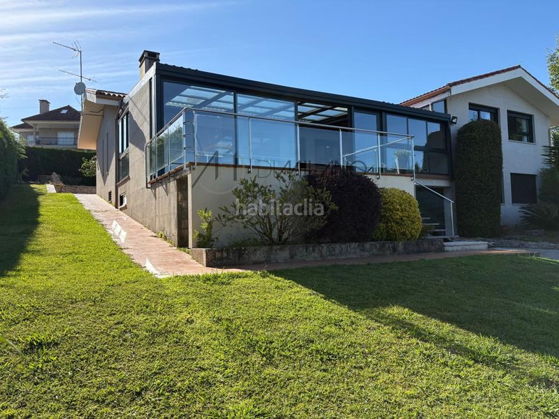 Foto 731effbc-577b-4841-8d5b-9c64485a249d. Casa con riscaldamento parcheggio piscina in Combarro Poio