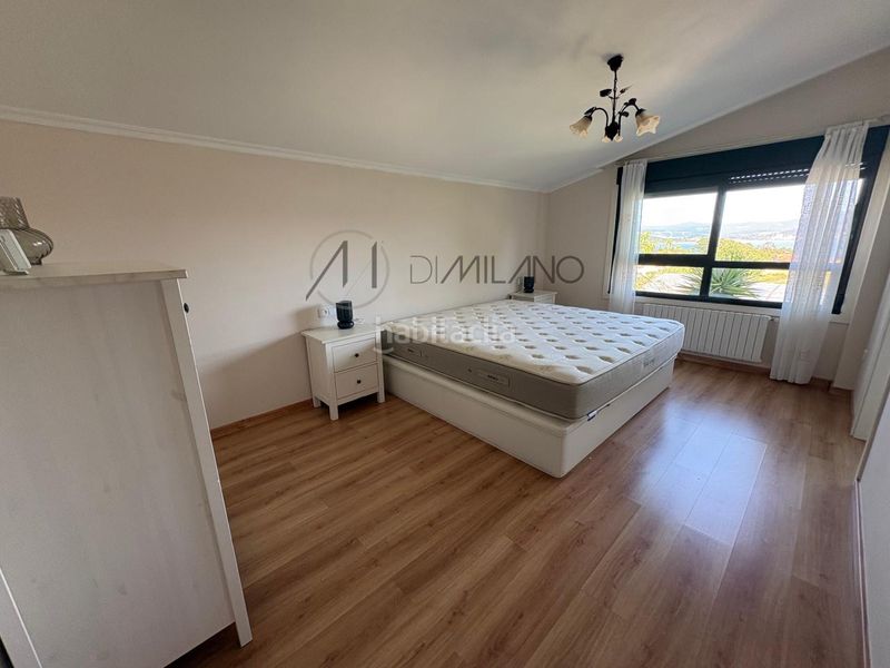 Foto bd80267c-1b75-4408-8d71-bdf9f13e93e0. Casa con riscaldamento parcheggio piscina in Combarro Poio