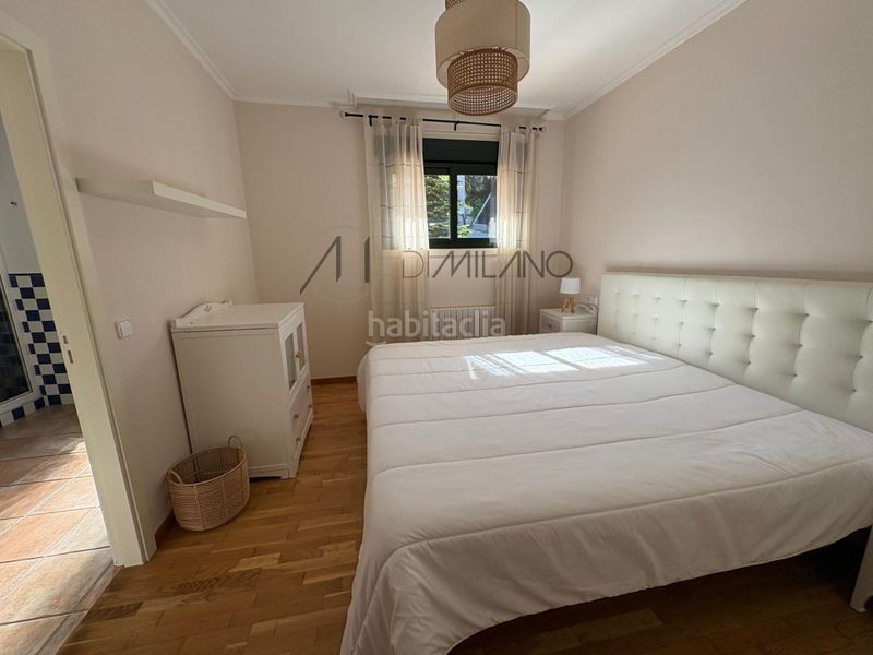 Foto feb5ff19-8132-4481-822b-f89f6d9910fb. Casa con riscaldamento parcheggio piscina in Combarro Poio