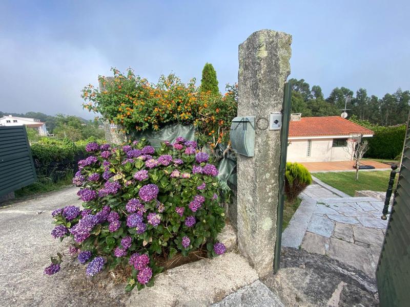 Foto d85cabff-9f49-4184-ab1e-45237912280b. House with heating parking pool in Poio