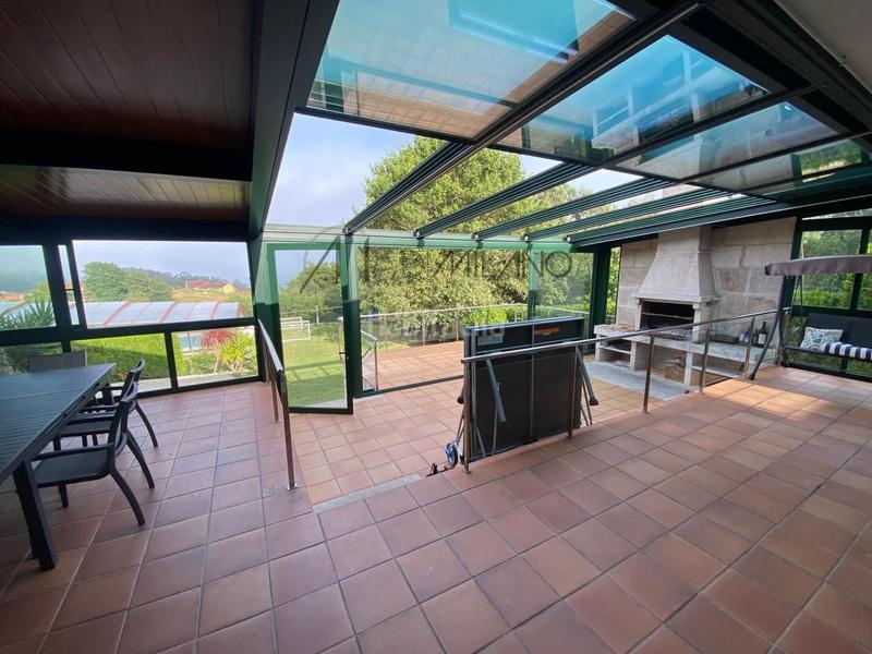 Foto e0b5b93e-90f4-44ce-a56d-0fba719e6a96. House with heating parking pool in Poio