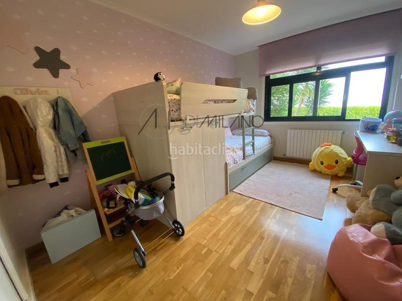 Foto f97964ff-301a-48f9-9317-4d2222c0a66a. House with heating parking pool in Poio