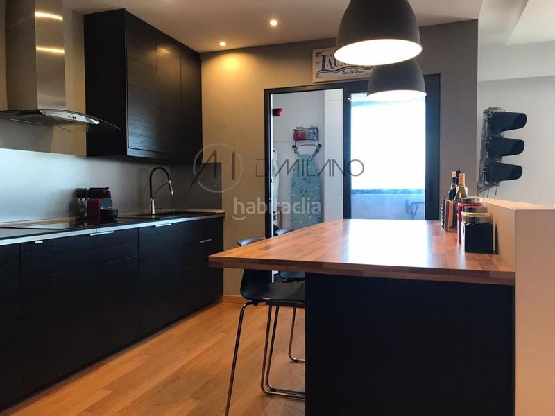Foto 98854ea0-63d0-42b6-a028-7561854e972d. Alquiler piso en Centro - Areal Vigo