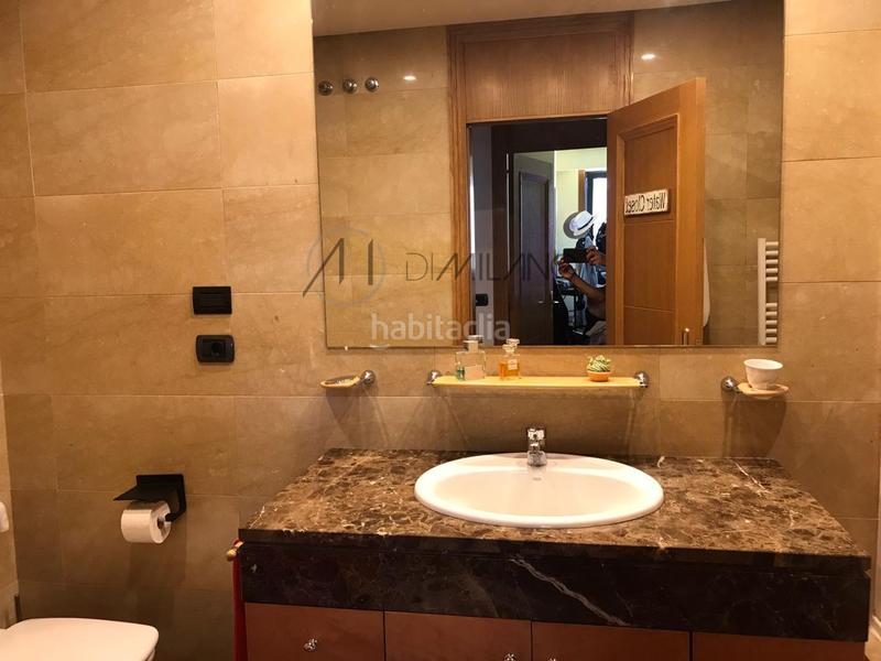 Foto b9c1b327-8cdb-4851-ade4-5622224b6496. Alquiler piso en Centro - Areal Vigo