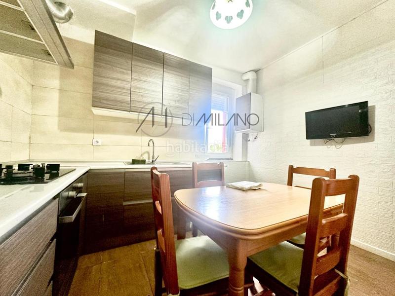 Foto d12ecbb5-19d9-4580-8022-2fe680886851. House with heating parking in Cabral - Candeán Vigo