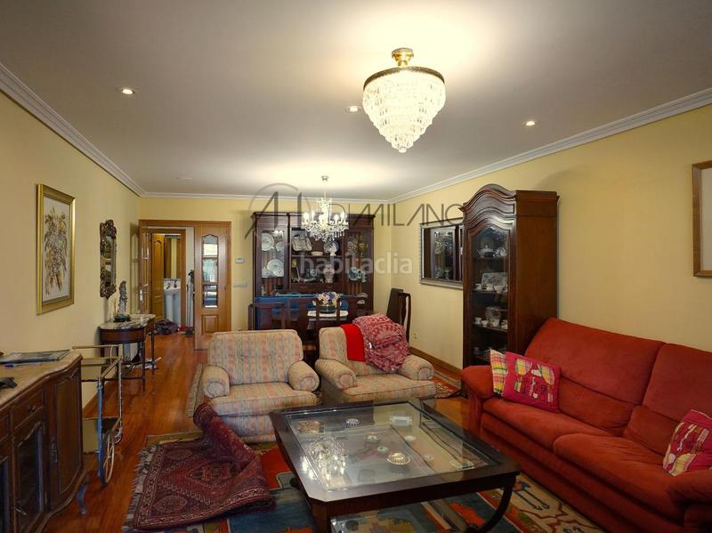 Foto 483941ff-fff1-480c-a757-66cb60da02b8. House with heating parking in Baiona