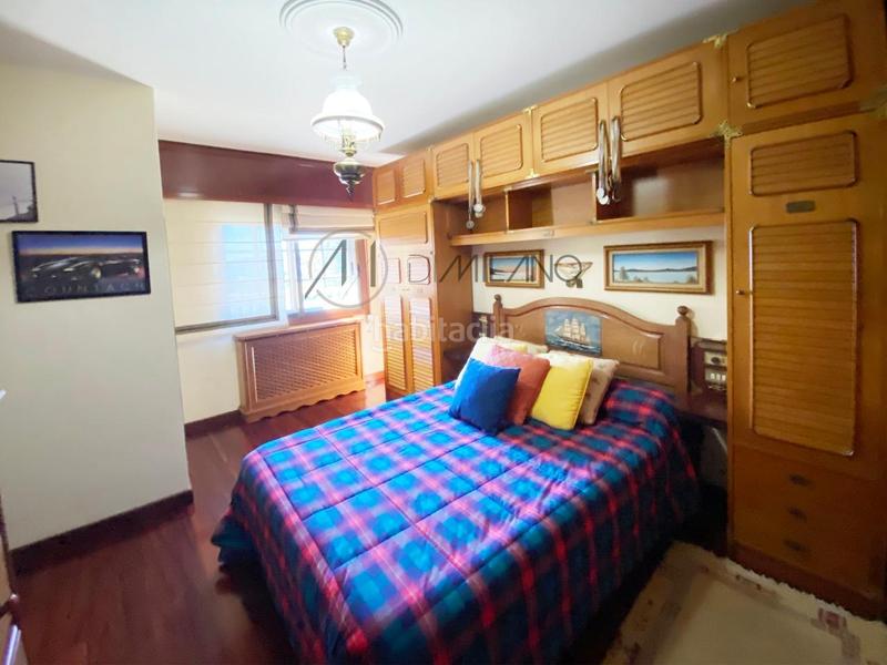 Foto 0a2d2db4-caf2-49fa-9d63-9c3bb865f454. Chalet en Darbo Cangas