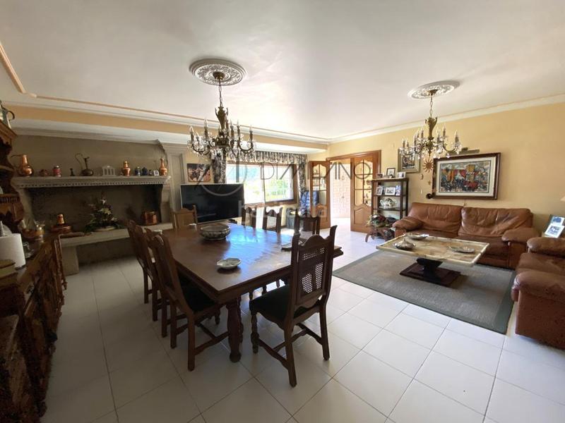 Foto 17095419-6e2e-476c-99c0-2f96b9e2d0fc. Chalet en Darbo Cangas