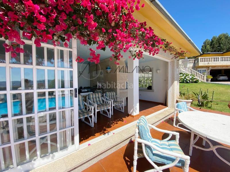 Foto 0615b478-9f3b-4dbf-8725-579a70c2109b. Chalet con riscaldamento parcheggio piscina in Darbo Cangas