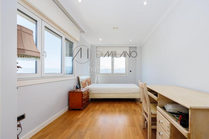 Foto 28de92d8-2d3a-49b1-a200-8fa61184145a. Xalet amb calefacció aparcament piscina a Valadares - Beade Vigo