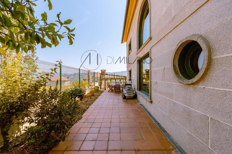 Foto b79ac789-f6cb-4b6d-9a64-66291cbebae4. Xalet amb calefacció aparcament piscina a Valadares - Beade Vigo