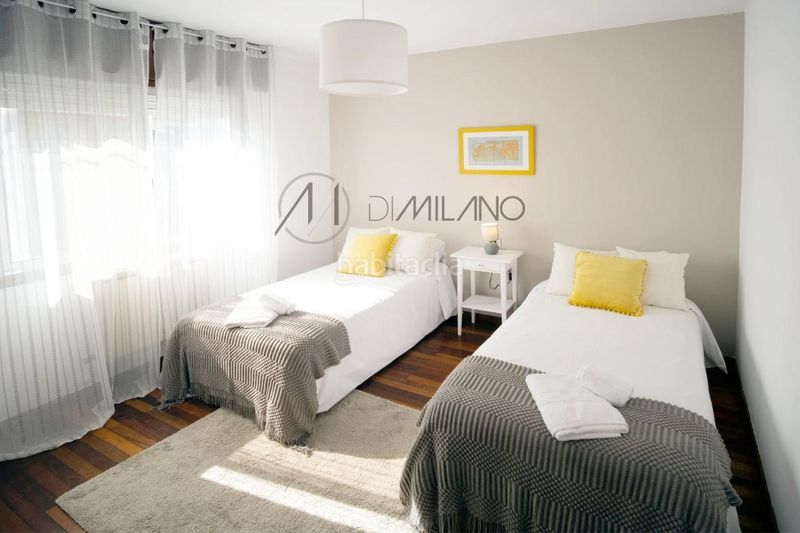 Foto 05679d0c-5653-4f31-a75e-9db7f3ad0b34. Casa amb calefacció aparcament a Navia Vigo