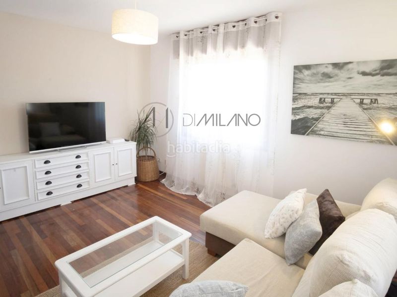 Foto 1961d356-3a9a-4636-9692-52212bc4b51f. Casa amb calefacció aparcament a Navia Vigo