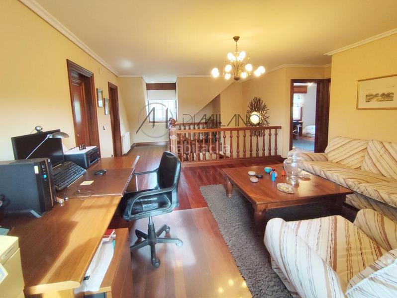 Foto 180ccdb5-46f6-49f5-b969-4660ca361a9f. Chalet en Valadares - Beade Vigo