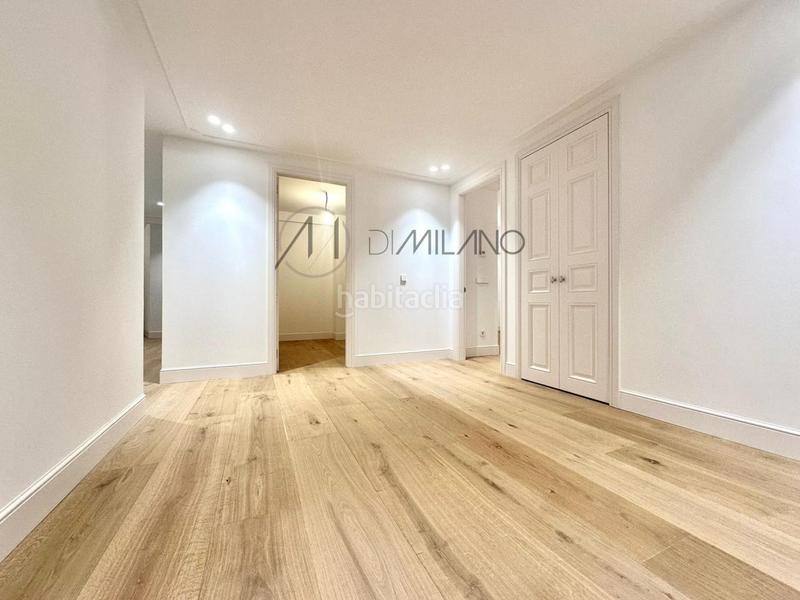 Foto be40dccf-0e9d-44d3-b22e-903996538c85. Piso en Centro - Areal Vigo