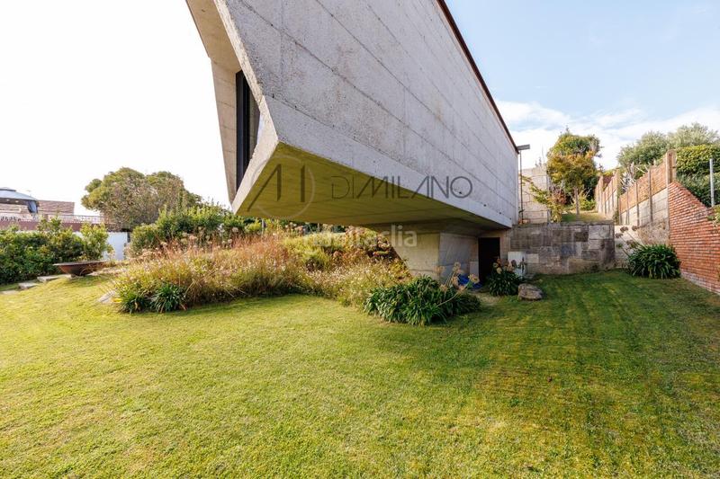 Foto b44bd339-2829-49fd-92ff-fa3e4c509f45. Casa con riscaldamento parcheggio piscina in Panxón Nigrán