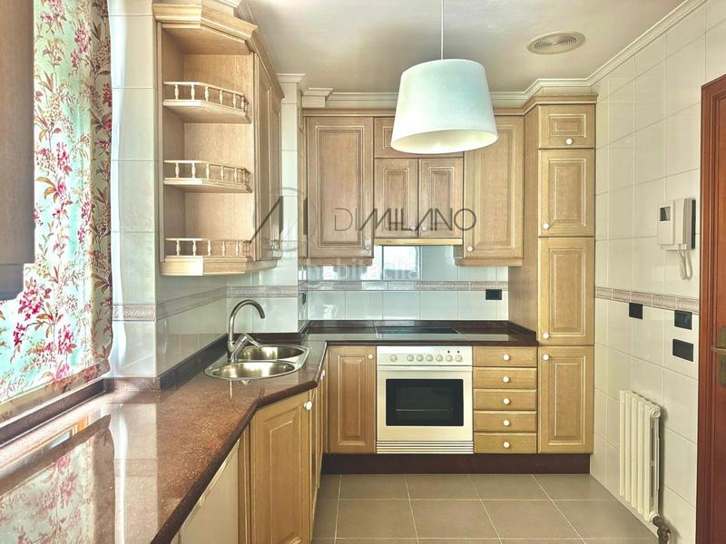 Foto a1e589fd-0e76-44a2-95dd-cabe1a74445d. Appartamento con riscaldamento parcheggio in Plaza Independencia Vigo