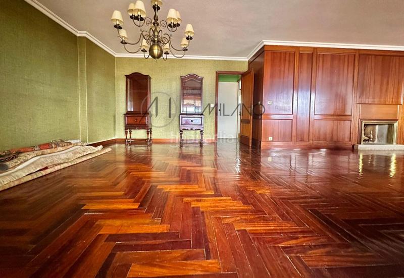 Foto 164a765d-b49b-4141-8428-2ad6ec0ebdf2. Flat with heating parking in Camelias - Pi y Margall Vigo