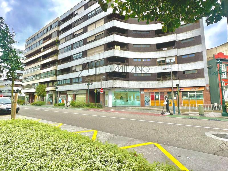 Foto a061358e-a615-412b-85e8-72f55e4213d8. Flat with heating parking in Camelias - Pi y Margall Vigo