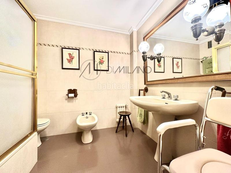 Foto d734f5d6-e465-407f-9abf-0d2ec6972961. Flat with heating parking in Camelias - Pi y Margall Vigo