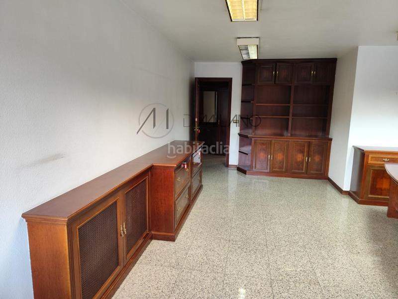 Foto 0f1195cd-781d-4270-bb8d-395b3c7dea4b. Alquiler oficina en Centro - Areal Vigo