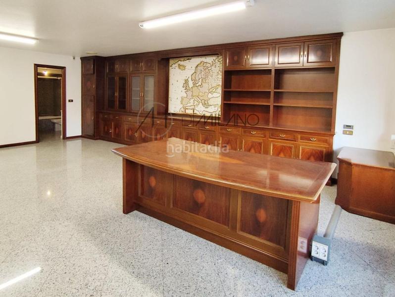 Foto 88bbdd4f-e5de-4149-b7c9-90b2defaa773. Alquiler oficina en Centro - Areal Vigo