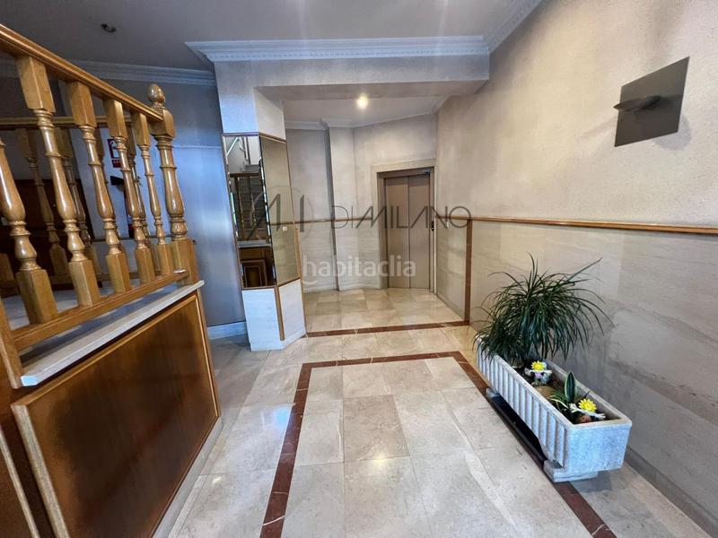 Foto eeb5ab77-f05b-4e01-8ff0-08bfc9ff996c. Duplex with heating parking in Alcabre Vigo