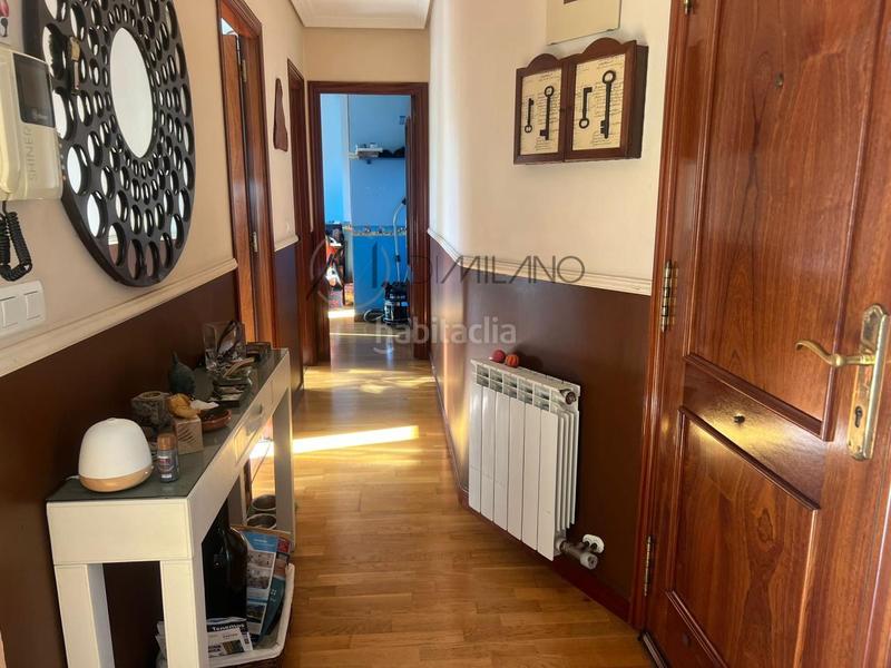 Foto fb1939f6-bbd6-4f95-962b-6ae2dd1aab58. Zweistöckige wohnung mit heizung parking in Alcabre Vigo