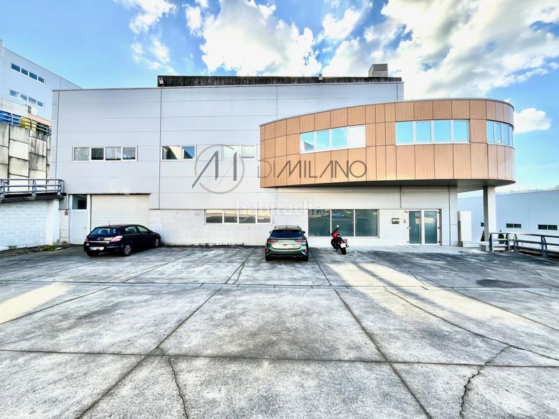 Foto fcb5cf72-5d9d-4abd-a417-d70bdd794f48. Location bâtiment à usage industriel dans Valadares - Beade Vigo