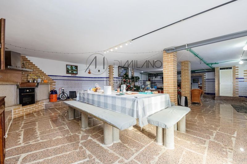 Foto 0bf7c464-b1c6-4d17-a7e9-d1334f036603. Chalet con riscaldamento piscina in Camos Nigrán