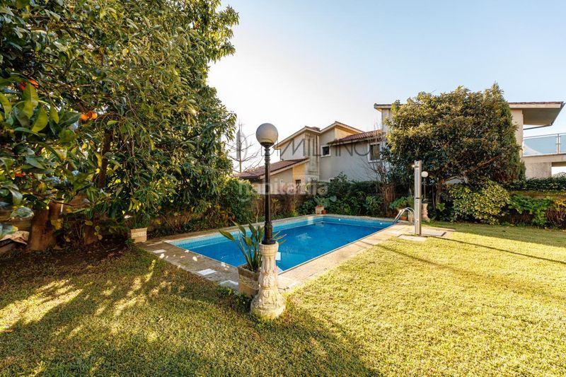 Foto 5f4cc3d7-ce5d-4ebd-a104-5f6a2874eba2. Chalet con riscaldamento piscina in Camos Nigrán