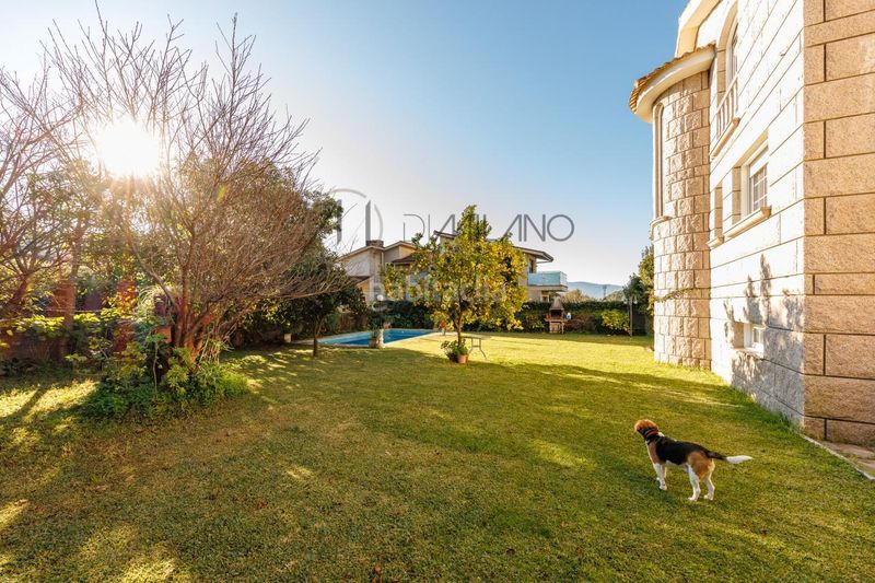 Foto 9e400f46-08ff-4883-a0de-91263d650869. Chalet con riscaldamento piscina in Camos Nigrán
