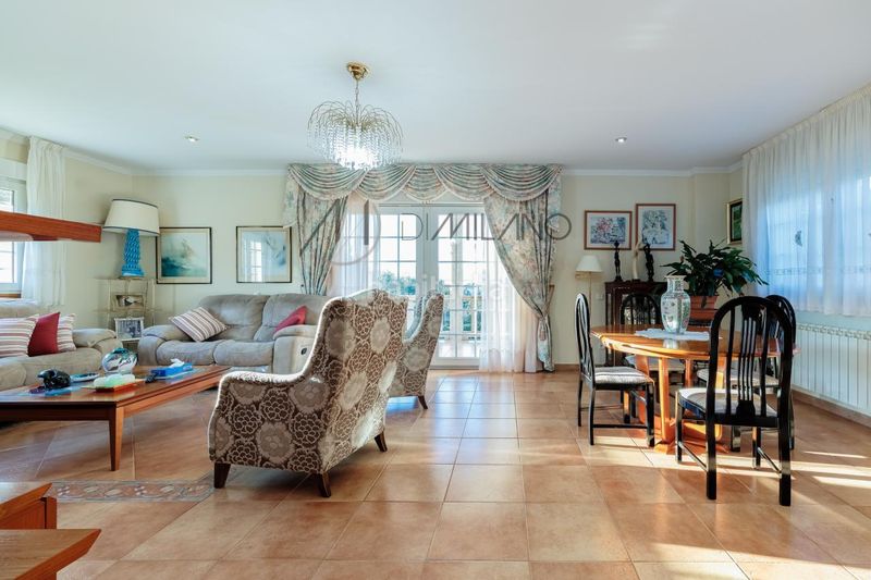 Foto bae55021-8233-41d0-9435-f82c956978e1. Chalet con riscaldamento piscina in Camos Nigrán