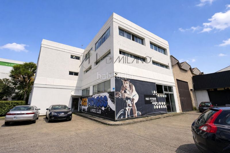 Foto ac669d72-bd90-4708-abc3-975c339681d5. Nave industrial en Navia Vigo