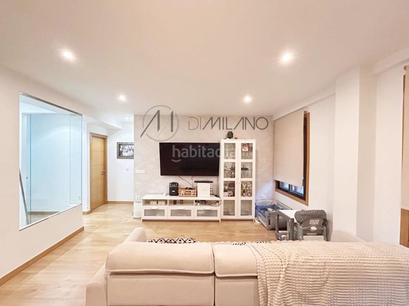 Foto 449c6c95-0f92-49f4-aef2-7a4c4518a13e. Piso en Plaza de la industria Vigo