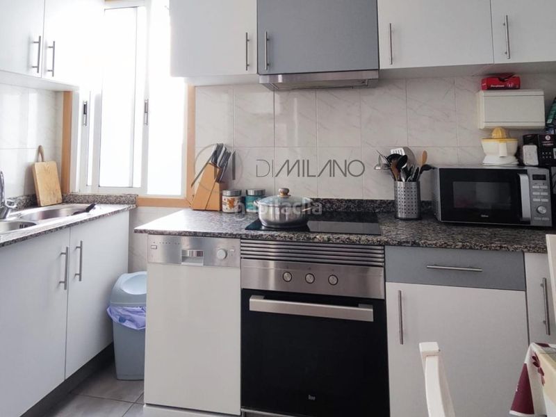 Foto 4e073b74-480a-42ea-a696-02ef1cb9a279. Piso en travesía de Vigo - san xoán Vigo