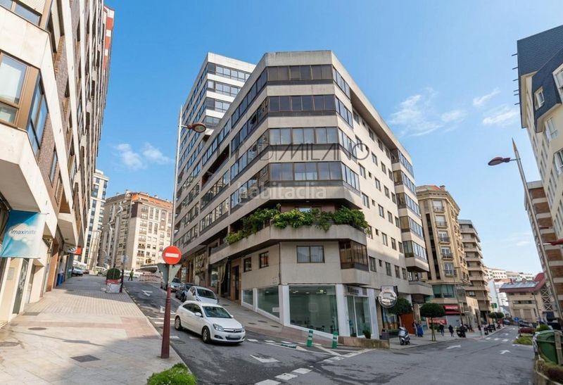 Foto 90067a96-f33d-4916-bc67-b23e5897d99d. Rent flat with heating parking in Plaza España - Corte Inglés Vigo