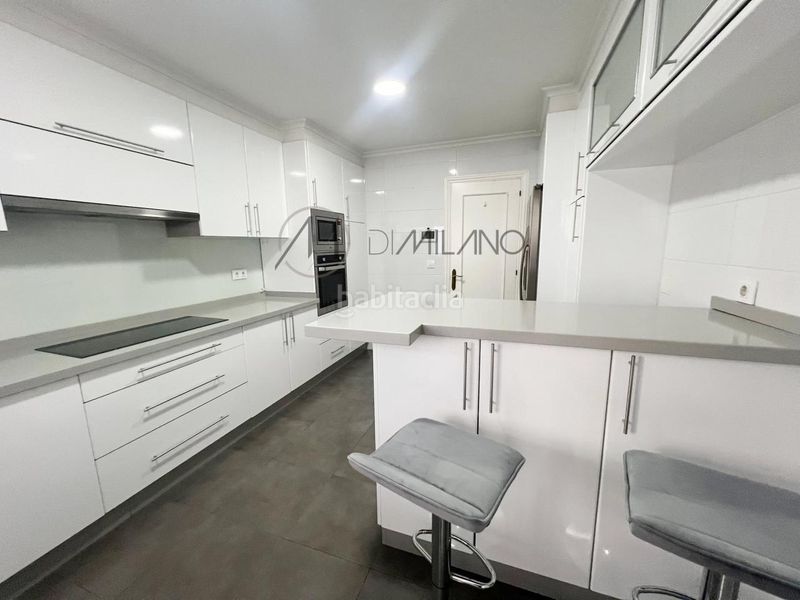 Foto b2078ce0-bb5c-4d32-9590-9798064973ec. Rent flat with heating parking in Plaza España - Corte Inglés Vigo