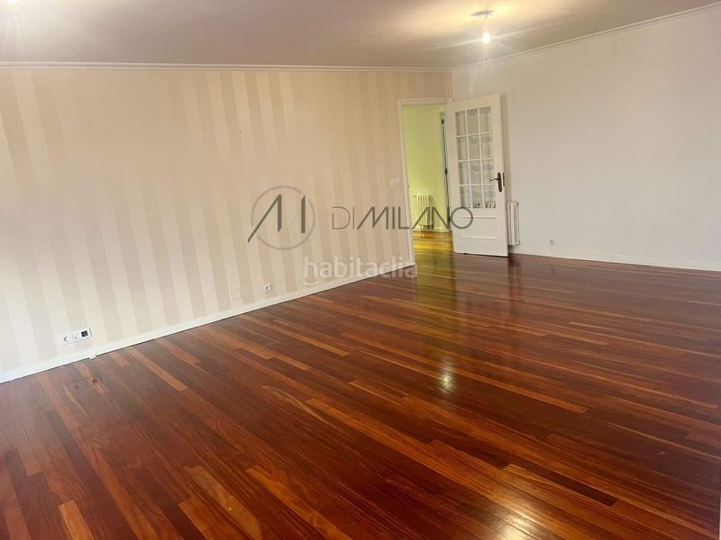 Foto 3294d5a3-f417-4e1c-92cf-f5208b344b33. Lloguer pis amb calefacció aparcament a Plaza España - Corte Inglés Vigo